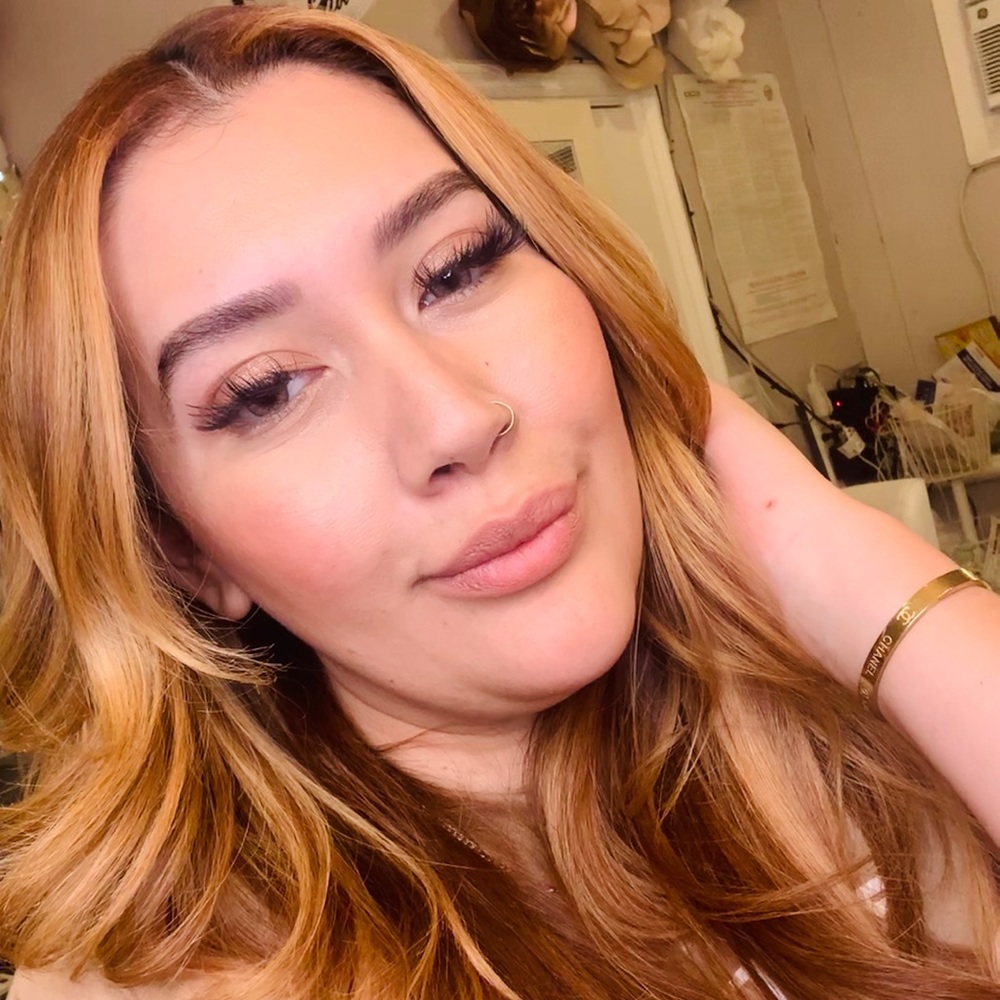 Meet your Posher, Leslie